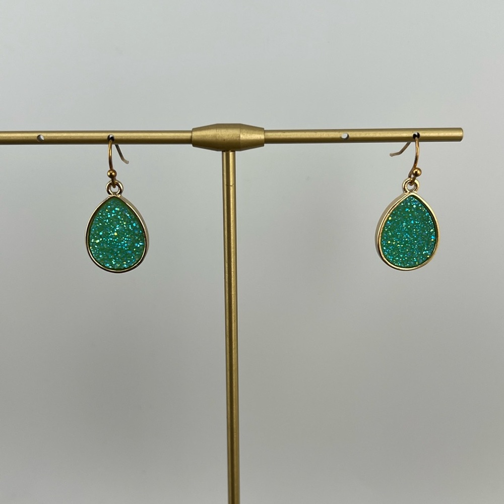 Elegant Green blueish  Teardrop Earrings